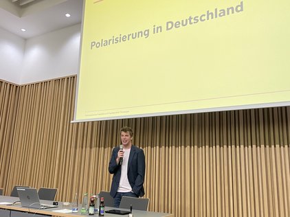 Dr. Simon Primus - Referent des Abends