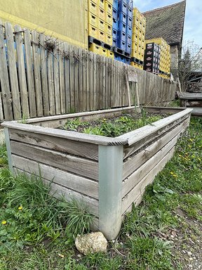 Hochbeet niedrig für kleine Menschen